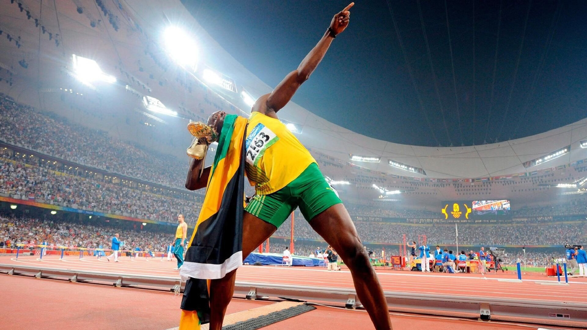 泰国马术协会与科技公司合作，开发虚拟现实训练平台，提升骑手技能。